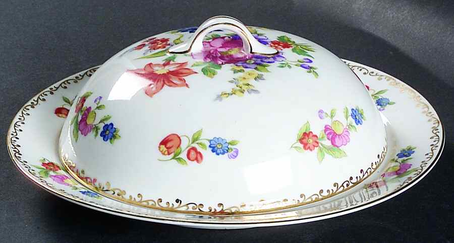 Dresdlina Muffin Dish & Lid by Noritake-1