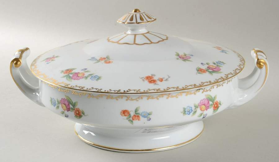 Dresdlina Round Covered Vegetable by Noritake-1