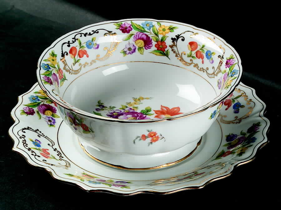 Dresdena Centerpiece with Underplate by Noritake-1