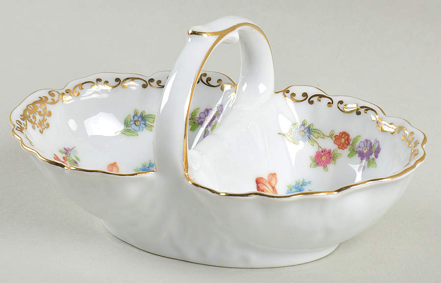 Dresdoll 6" Divided Oval Basket by Noritake-1