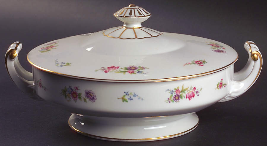 Dresgay Round Covered Vegetable by Noritake-1