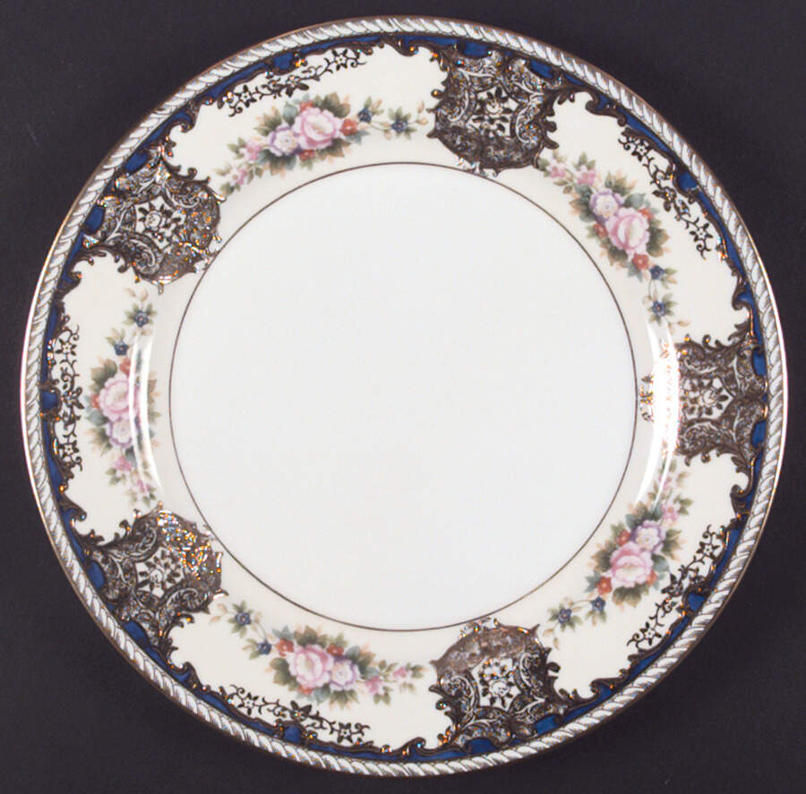 Dresgold Dinner Plate by Noritake-1