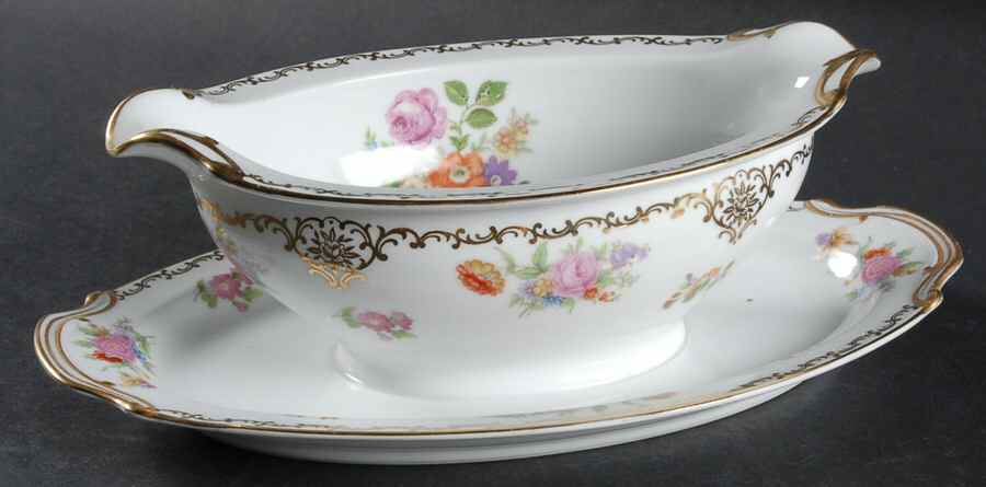 Dresita Gravy Boat with Attached Underplate by Noritake-1