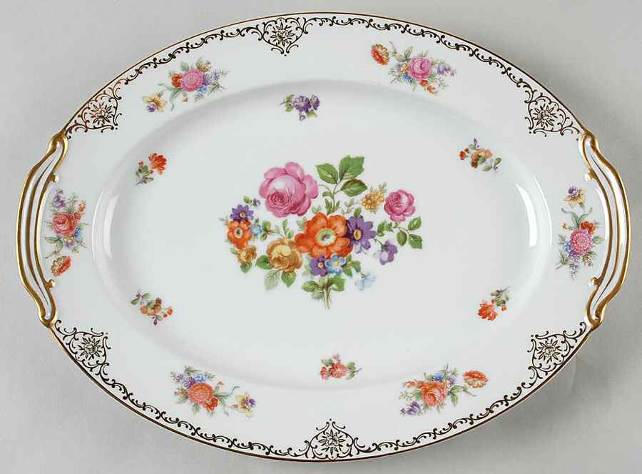 Dresita 11" Oval Serving Platter by Noritake-1