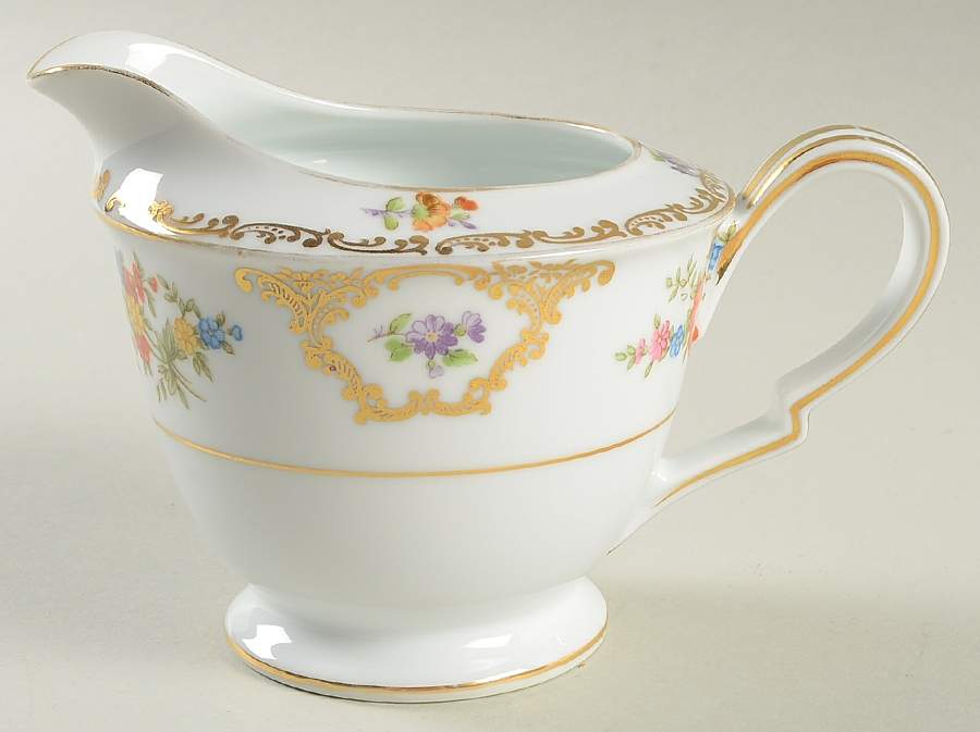 Dresleigh Creamer by Noritake-1
