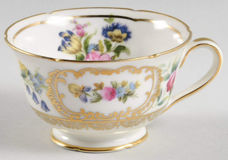 Dresolin Footed Cup by Noritake-1