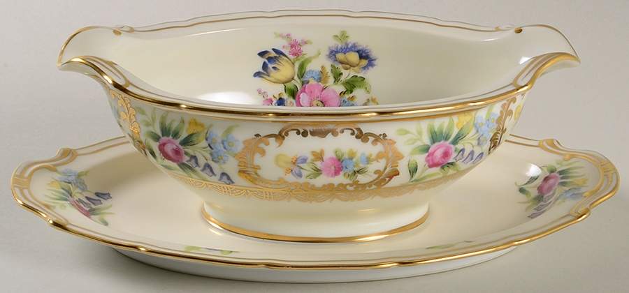 Dresolin Gravy Boat with Attached Underplate by Noritake-1