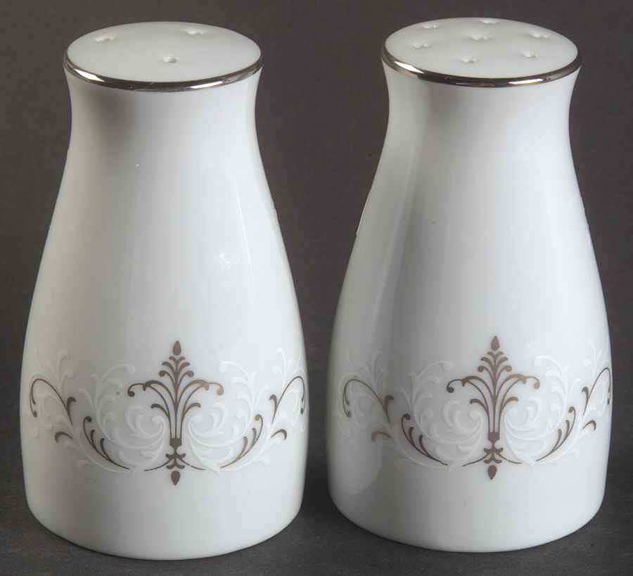 Dubarry Salt & Pepper Set by Noritake-1