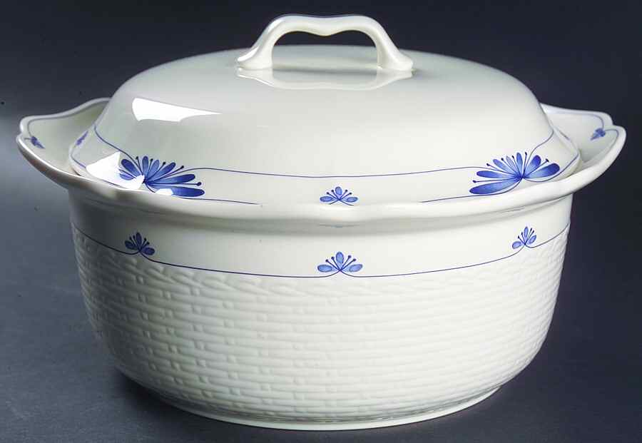 Dutch Tile 3 Qt Rd Covered Casserole (Uses RV10S as Base) by Noritake-1