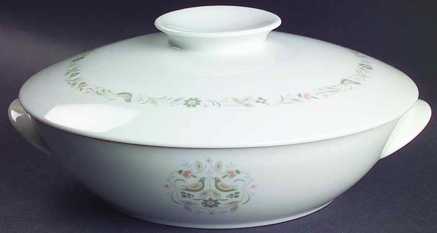 Dutch Treat 1.5 Qt Round Covered Casserole by Noritake-1