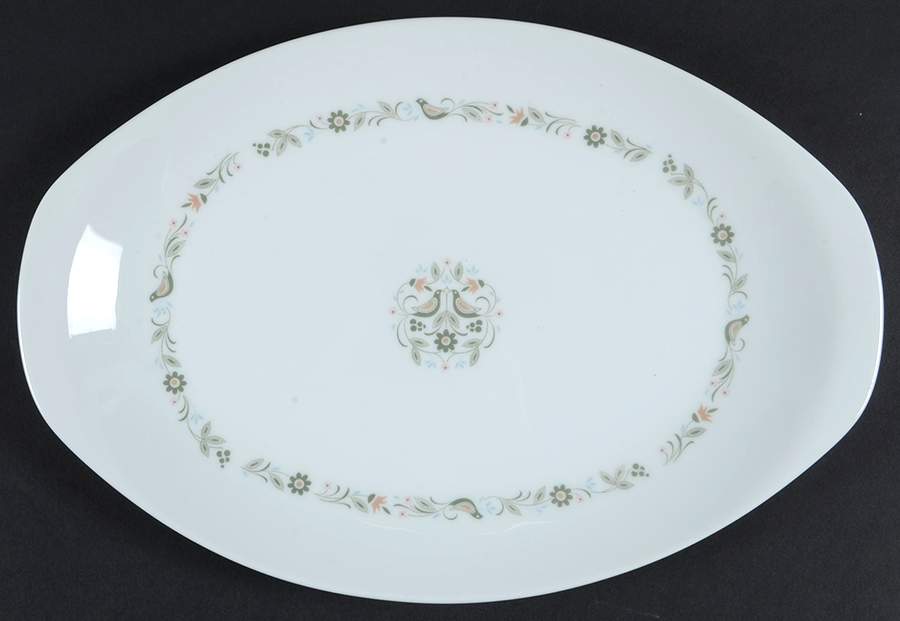 Dutch Treat 14" Oval Serving Platter by Noritake-1