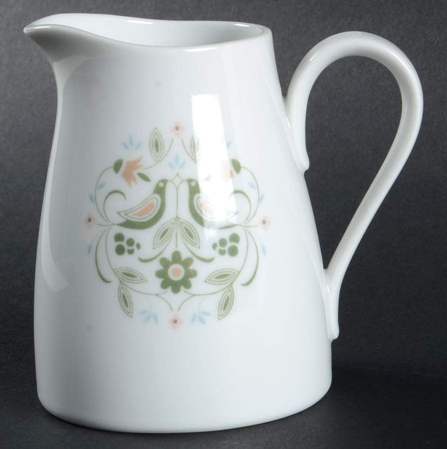 Dutch Treat Creamer by Noritake-1