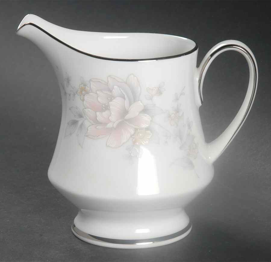 Easthampton Creamer by Noritake-1