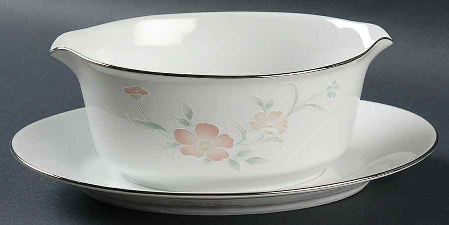 Eden Gravy Boat with Attached Underplate by Noritake-1