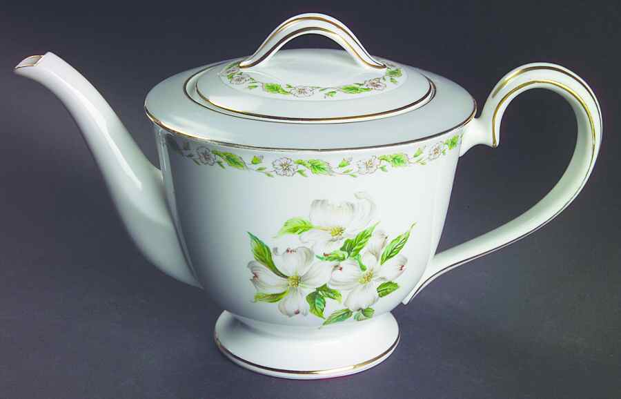Edgemont Teapot & Lid by Noritake-1