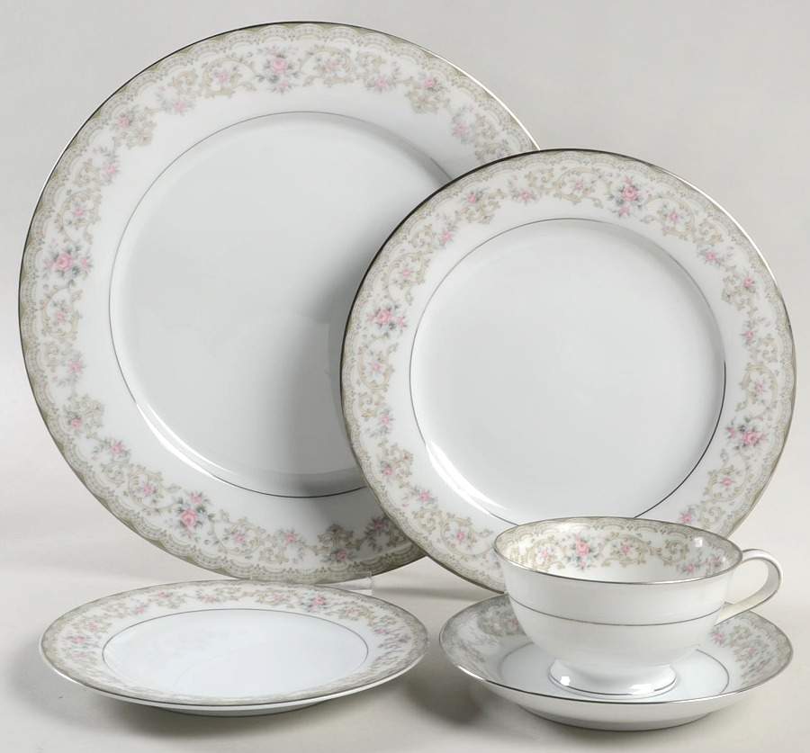 Edgewood 40 Piece Estate Set by Noritake-1
