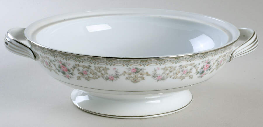 Edgewood Round Vegetable No Lid by Noritake-1