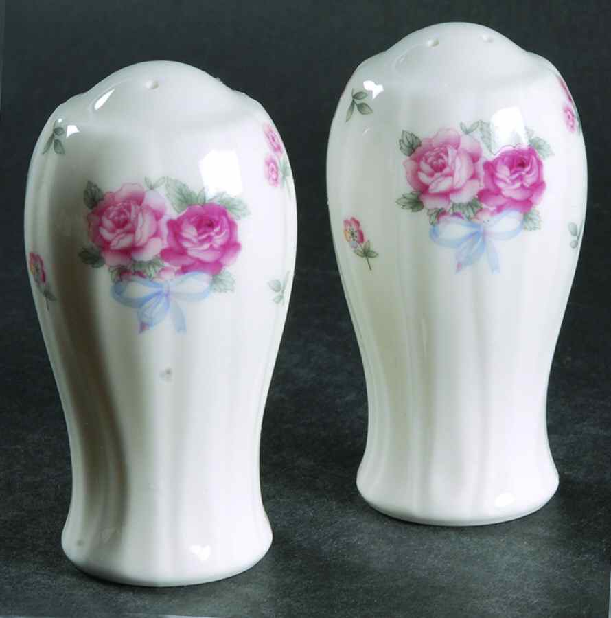 Edgemoor Salt & Pepper Set by Noritake-1