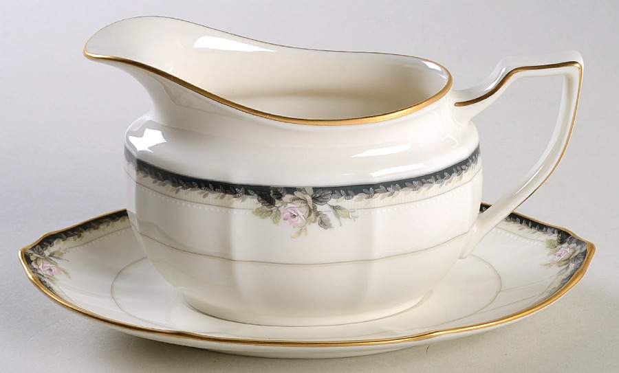 Edwardian Rose Gravy Boat & Underplate by Noritake-1