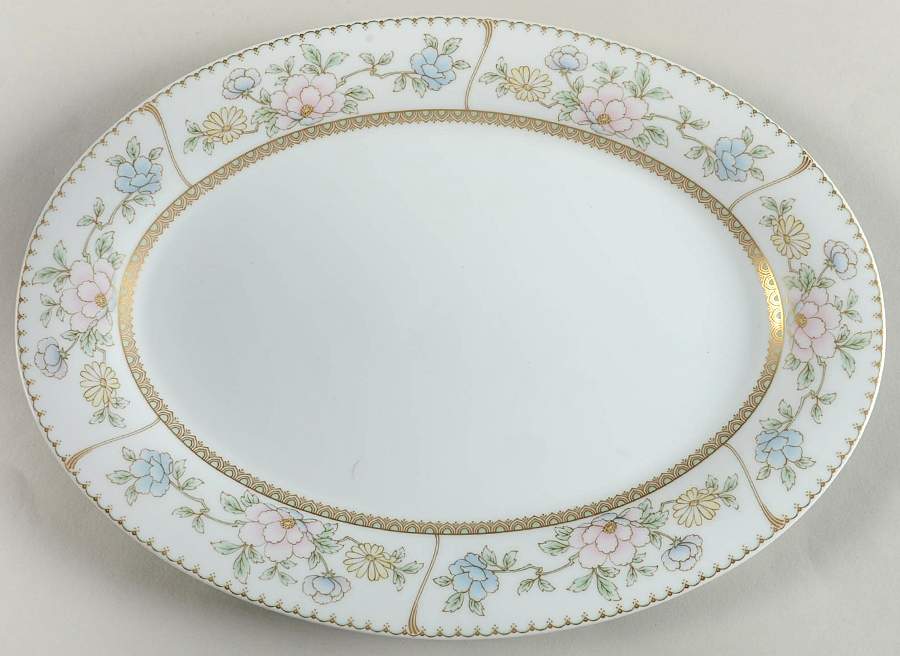Effingham 14" Oval Serving Platter by Noritake-1