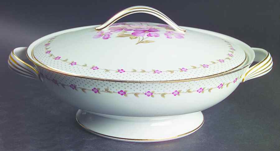 Elaine Round Covered Vegetable by Noritake-1