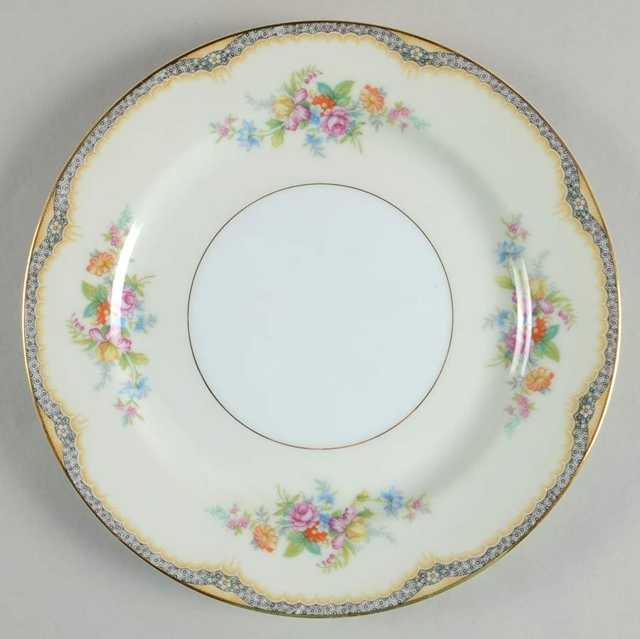 Elaine Luncheon Plate by Noritake-1