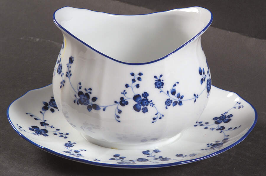 Elegance In Blue Gravy Boat with Attached Underplate by Noritake-1
