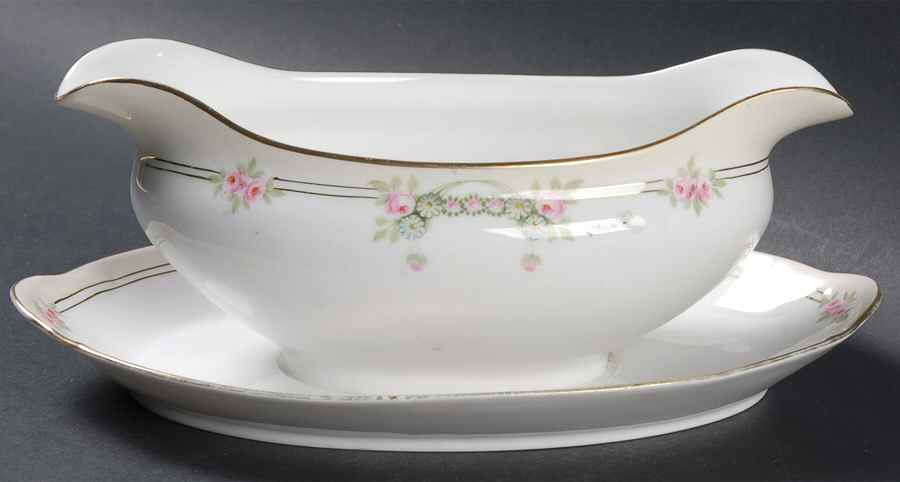Eleanor Bassett Gravy Boat with Attached Underplate by Noritake-1