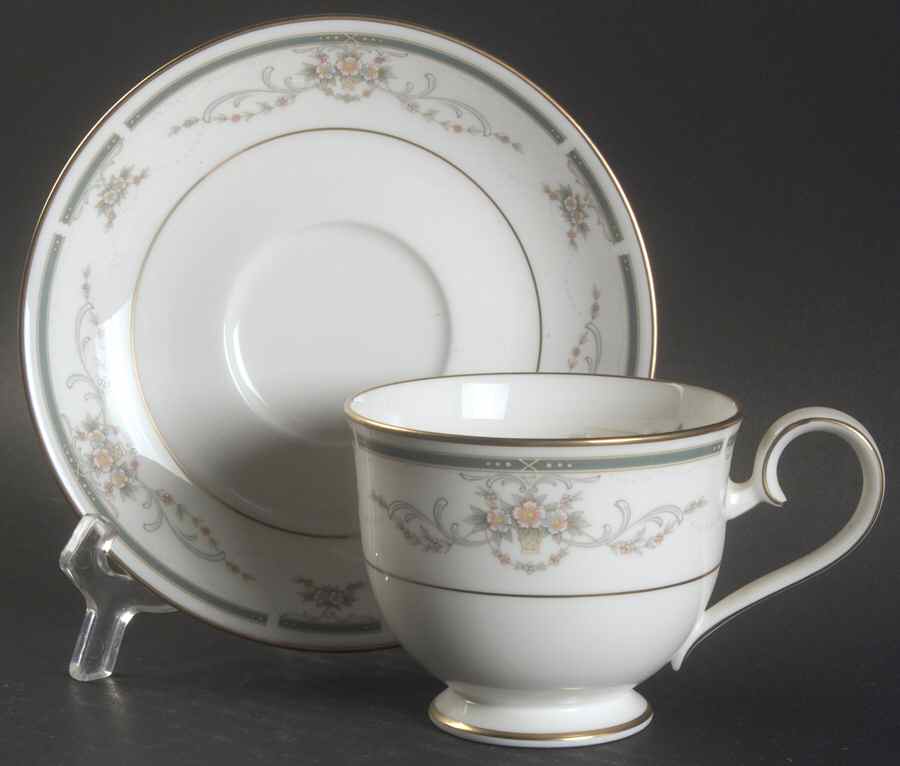 Elms Court Footed Cup & Saucer Set by Noritake-1