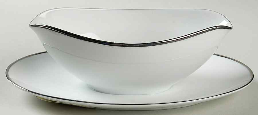 Elegance Gravy Boat with Attached Underplate by Noritake-1