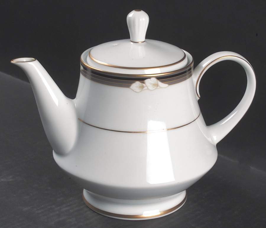 Ellington Teapot & Lid by Noritake-1
