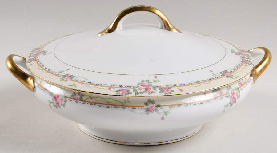 Ellwood Round Covered Vegetable by Noritake-1