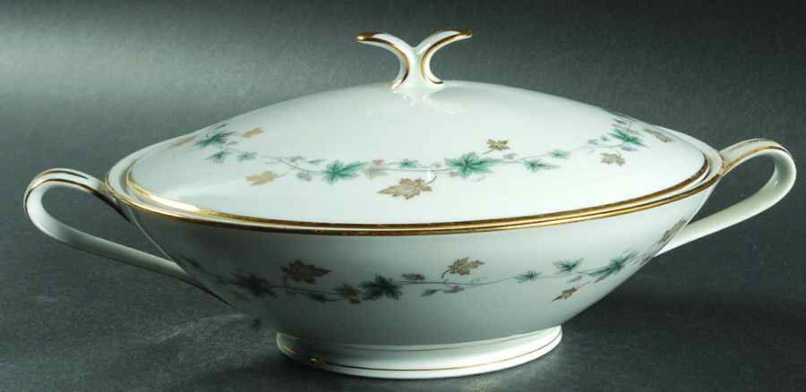 Elmdale Round Covered Vegetable by Noritake-1