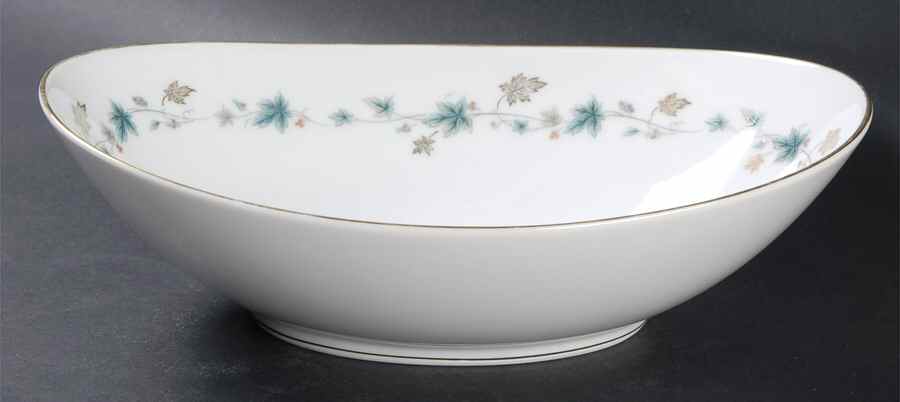 Elmdale 10" Oval Vegetable Bowl by Noritake-1