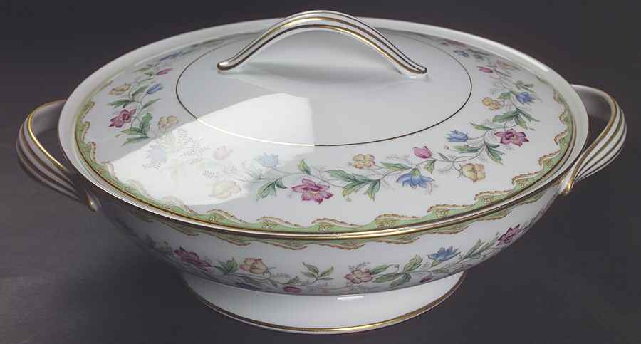 Elmhurst Round Covered Vegetable by Noritake-1