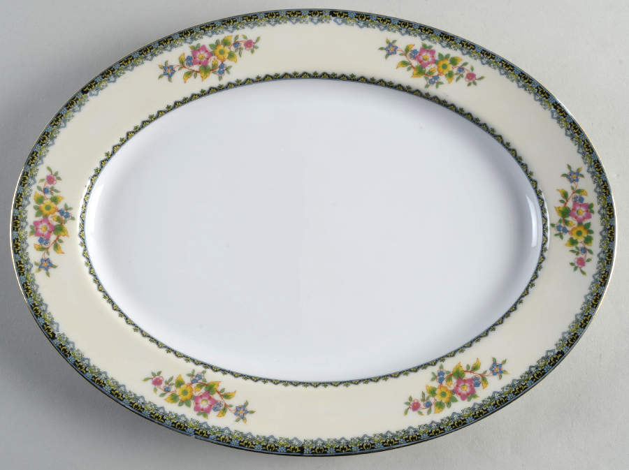 Elmonte 13" Oval Serving Platter by Noritake-1