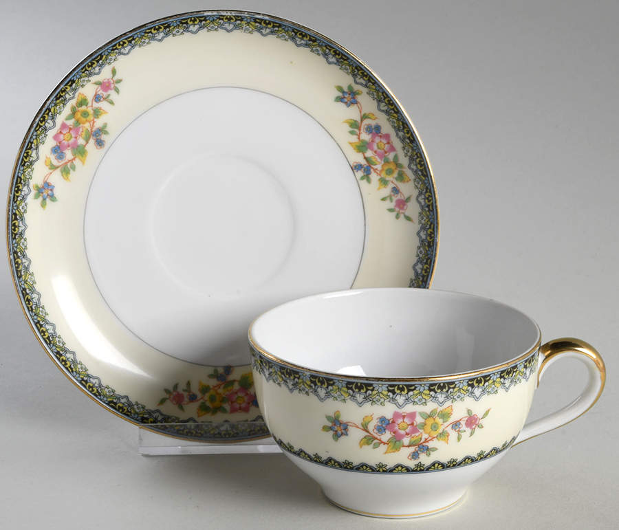 Elmonte Oversized Cup & Saucer Set by Noritake-1
