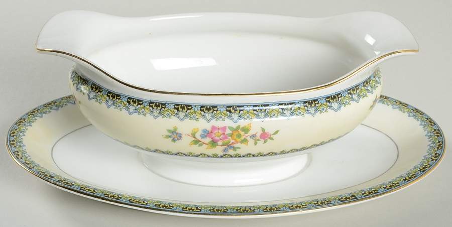 Elmonte Gravy Boat with Attached Underplate by Noritake-1