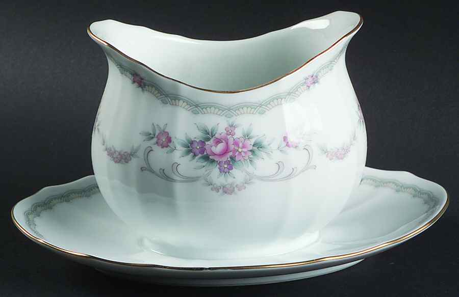 Elmsford Gravy Boat with Attached Underplate by Noritake-1