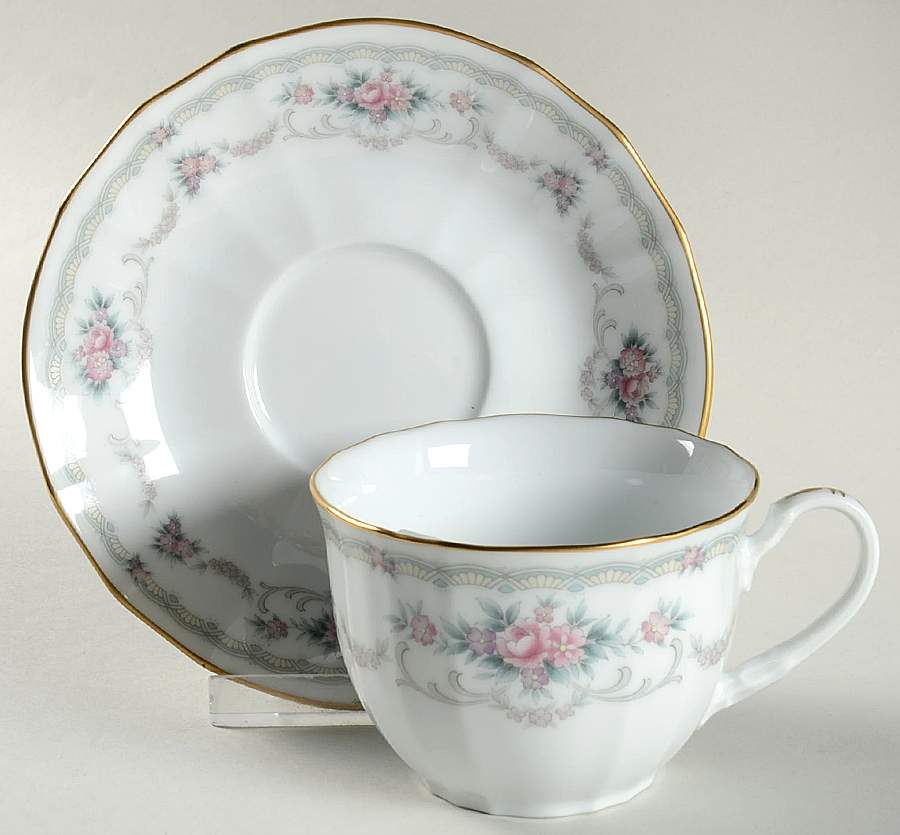 Elmsford Flat Cup & Saucer Set by Noritake-1