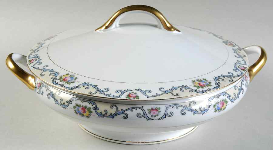 Elmwood Round Covered Vegetable by Noritake-1
