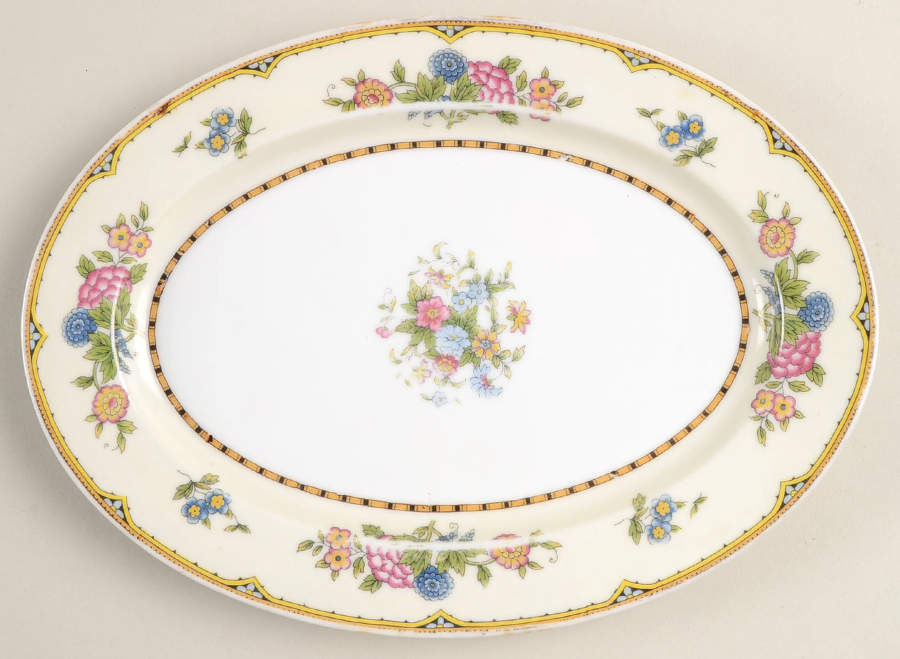 Elysian 10" Oval Serving Platter by Noritake-1