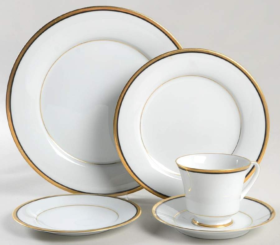 Elysee 40 Piece Estate Set by Noritake-1