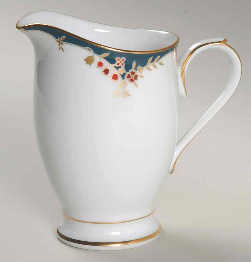 Embrace Creamer by Noritake-1