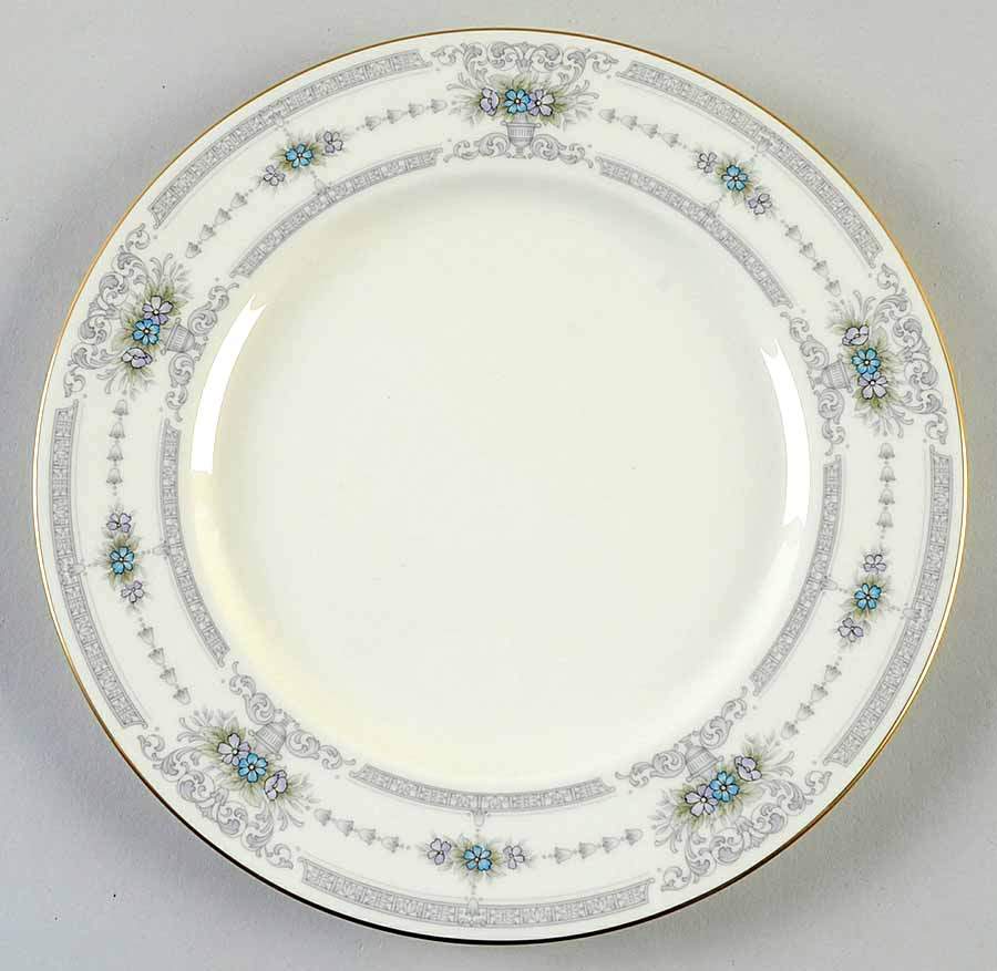 Emerentia Dinner Plate by Noritake-1