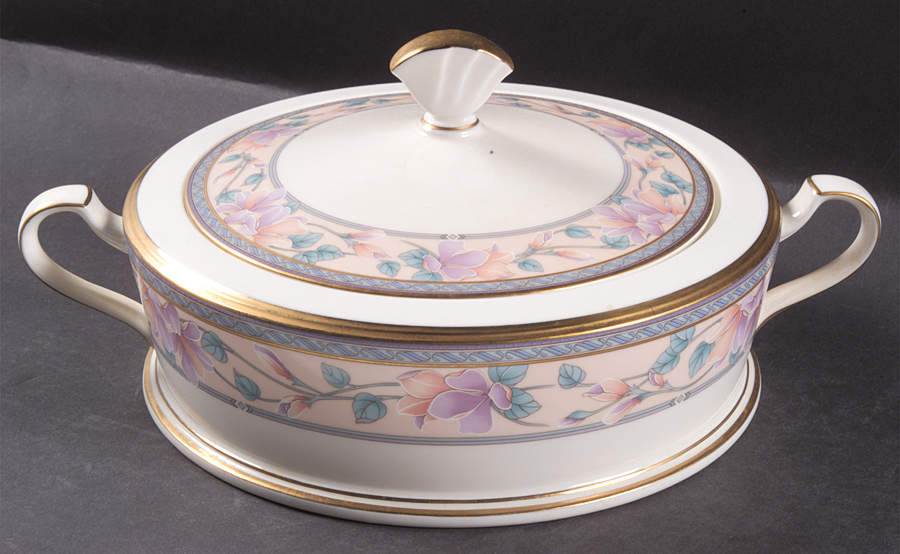 Embassy Suite Round Covered Vegetable by Noritake-1