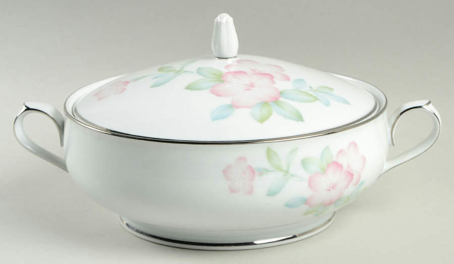 Enchantment Round Covered Vegetable by Noritake-1
