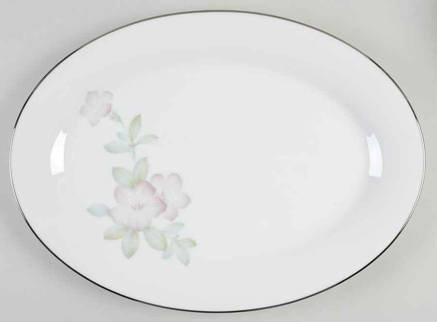 Enchantment 16" Oval Serving Platter by Noritake-1