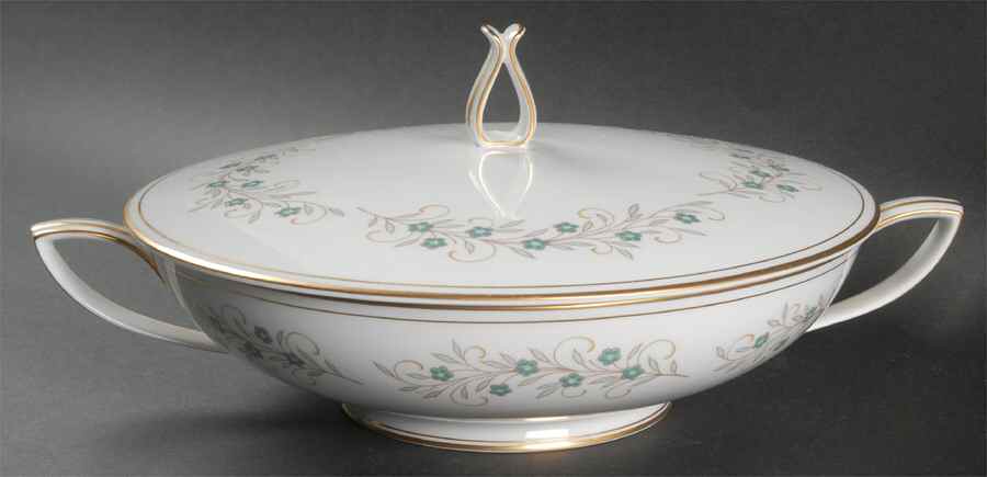 Ensley Round Covered Vegetable by Noritake-1
