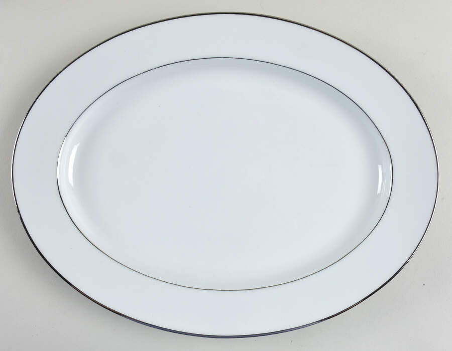 Envoy 13" Oval Serving Platter by Noritake-1